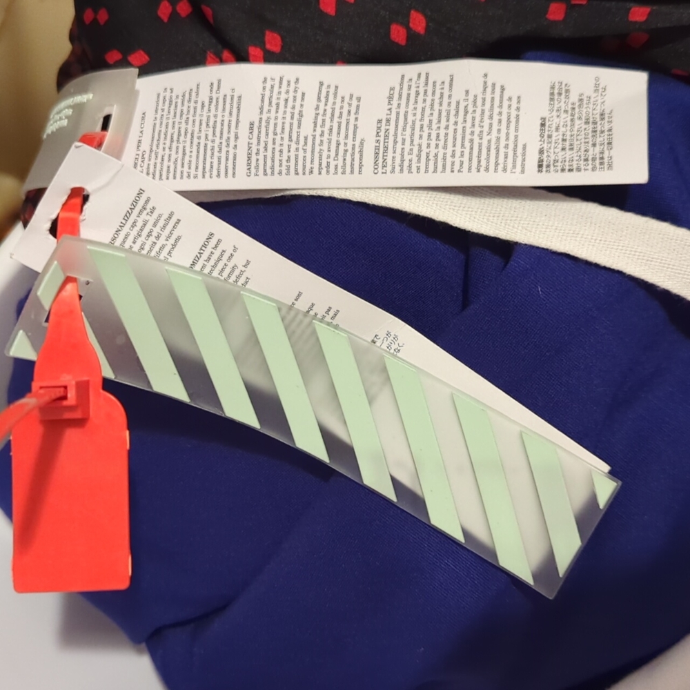 Main Label Off White - Picture 12 of 15